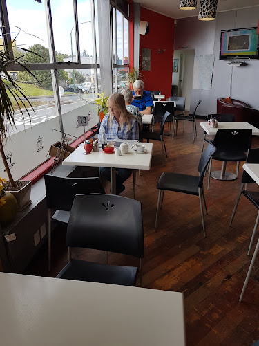 Comments and reviews of Caffe Cozy