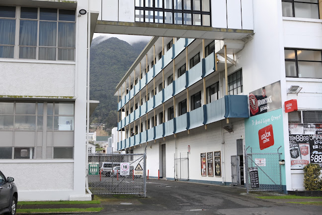 LIQUOR CENTRE TE AROHA - Hospitality and gastronomy