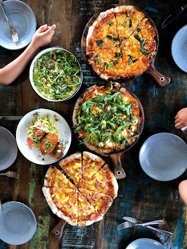 The Hive Phone number