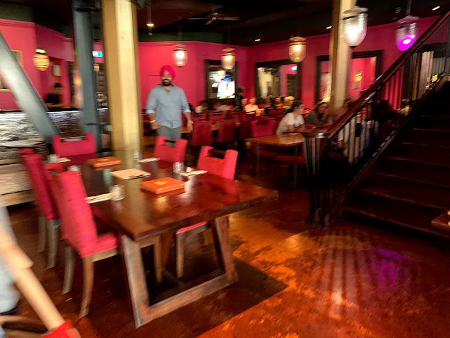 Comentarii opinii despre Jugnu's Little India