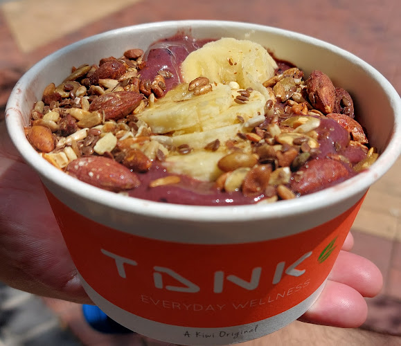 TANK Whangarei - Smoothies, Raw Juices, Salads & Wraps - Hospitality and gastronomy