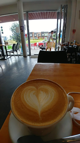 160 Hobsonville Point Cafe