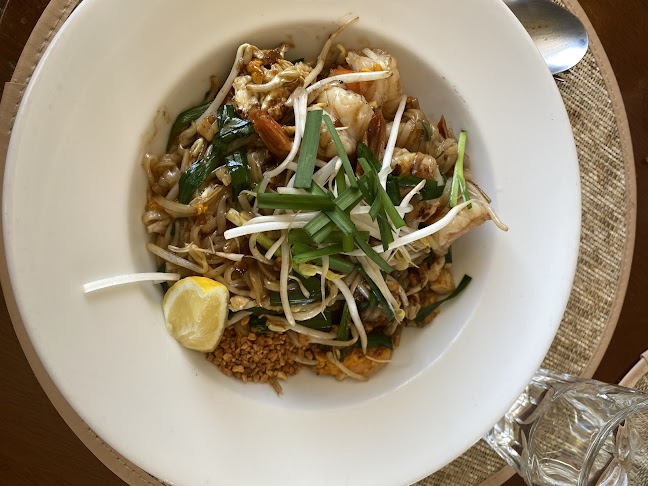 TukTuk Waimea Restaurant - Waikanae Beach