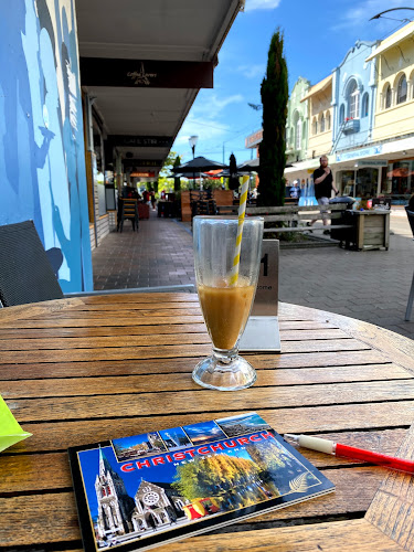 Coffee Lovers Cafe - Hospitality and gastronomy