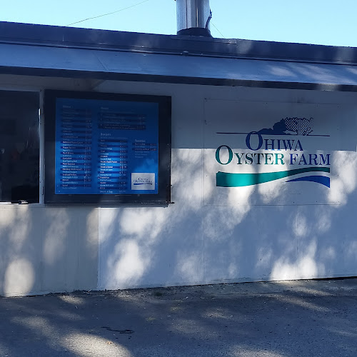 https://www.whakatane.info/business/ohiwa-oyster-farm