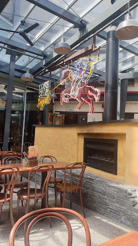Lone Star Papanui - Hospitality and gastronomy