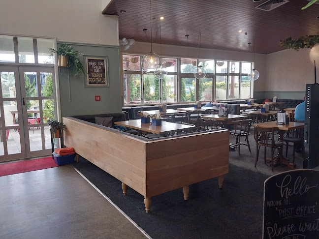 Post Office Public House - Hospitality and gastronomy