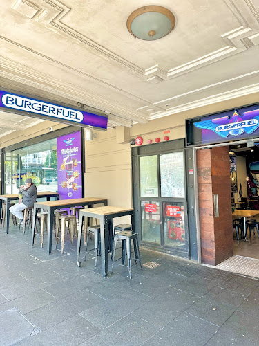 BurgerFuel Queen Street
