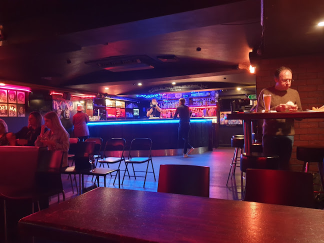 Comentarii opinii despre Cavern Club Bar