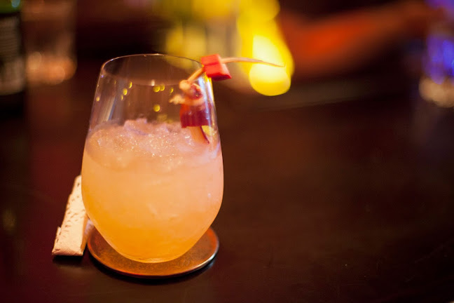 Comentarii opinii despre Red Bar