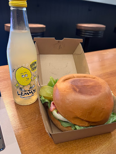 Comentarii opinii despre BOSSBURGER