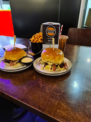 Handmade Burgers & Bar - Hospitality and gastronomy