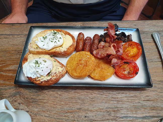 Darfield Bakery - Hospitality and gastronomy