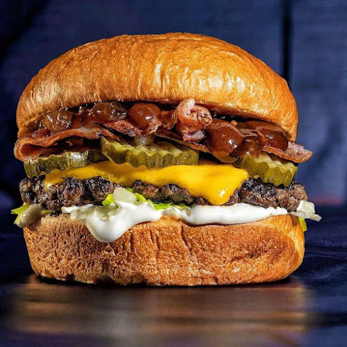 RE Burger Tauranga - Hospitality and gastronomy