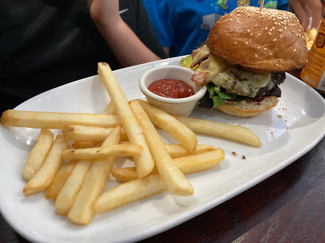 69 Centaurus Road, Christchurch 8022, New Zealand