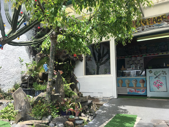 Opinii despre Bonz Place în Raglan - Hospitality and gastronomy