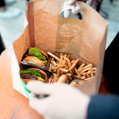 65 Central Park Drive, Henderson, Auckland 0610, New Zealand