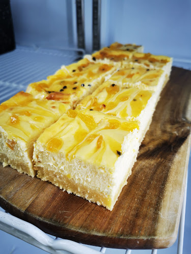 Alyx's Sweet Bakery - Hospitality and gastronomy