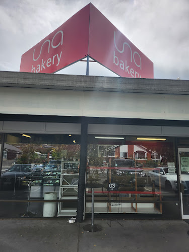Una Bakery