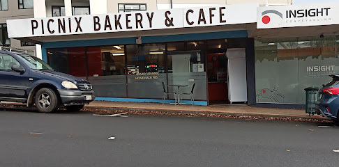 Picnix Bakery & Cafe