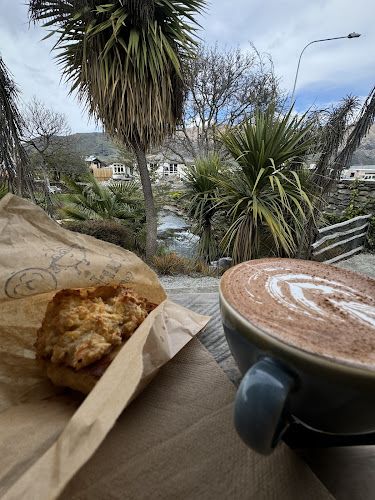 Curbside Coffee & Bagels - Hospitality and gastronomy