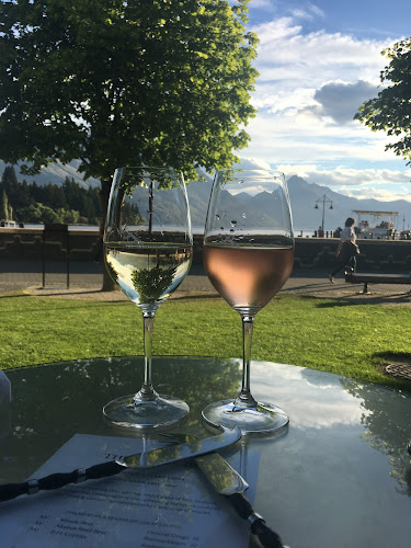 Rodd & Gunn The Lodge, Queenstown - Hospitality and gastronomy