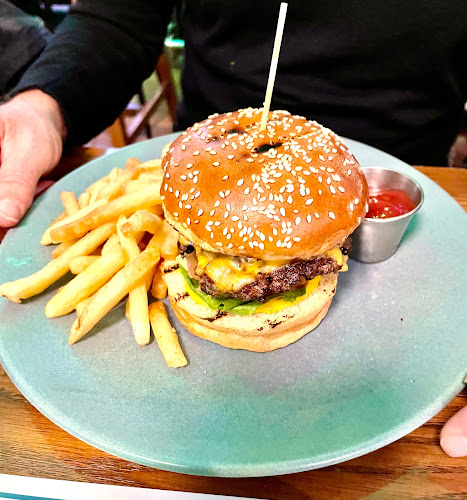 Reviews of St Johns Bar and Restaurant in Wellington - Hospitality and gastronomy