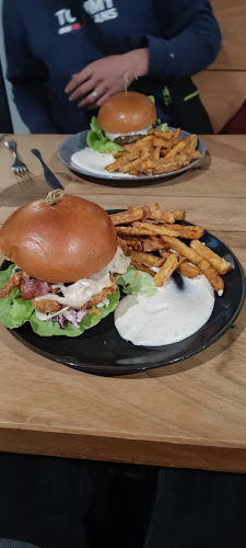 Leigh Bar and Eatery - Hospitality and gastronomy