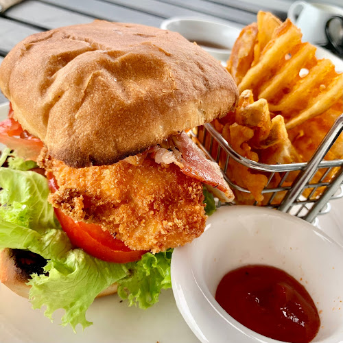 Comentarii opinii despre The Well Cafe, Ruawai