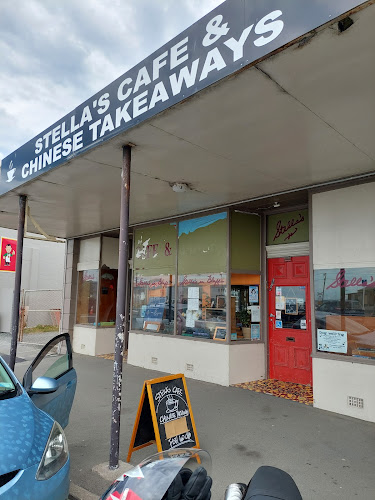 Stella's In Bluff - Bluff