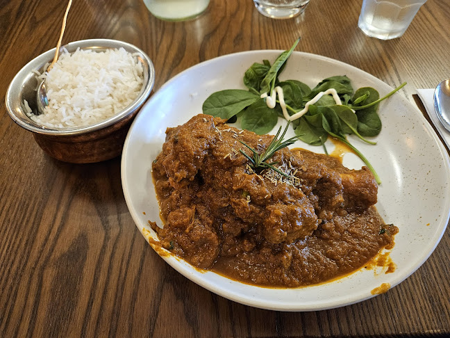 FishTail restaurant and bar - Hospitality and gastronomy