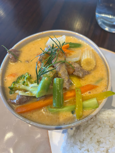 Reviews of Cô Ba Restaurant in Christchurch - Hospitality and gastronomy