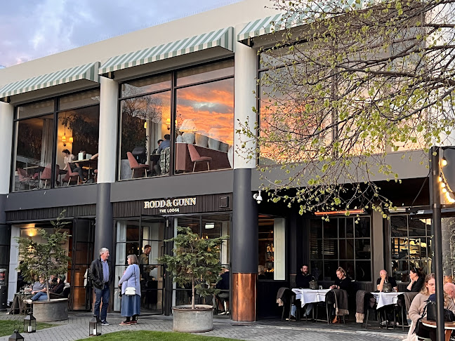 Comments and reviews of Rodd & Gunn The Lodge, Queenstown