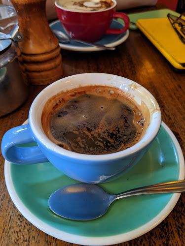 Comments and reviews of Beach Babylon