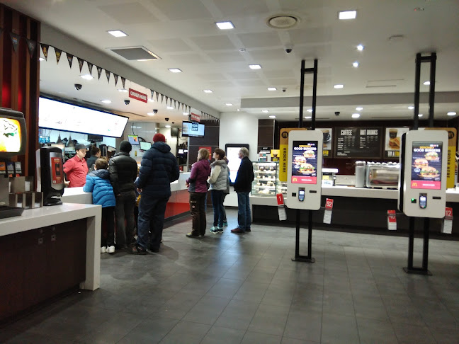 Comentarii opinii despre McDonald's Moorhouse Ave