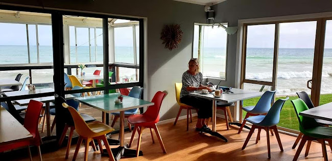 Maketu Beachside Cafe & Restaurant - Maketu