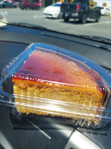 Opinii despre The Cheesecake Shop Hamilton în Hamilton - Hospitality and gastronomy