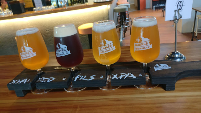 Opinii despre Ministry of Works Bar & Eatery în Twizel - Hospitality and gastronomy