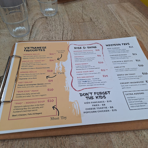 Unit 1&2/408 Beach Road, Mairangi Bay, Auckland 0630, New Zealand