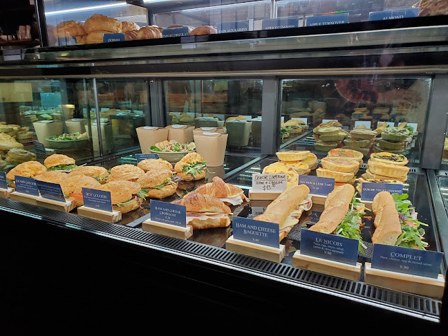 La Cloche Terrace | Wellington French Café & Catering Open Times