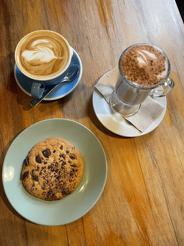 Cafe 51 Phone number