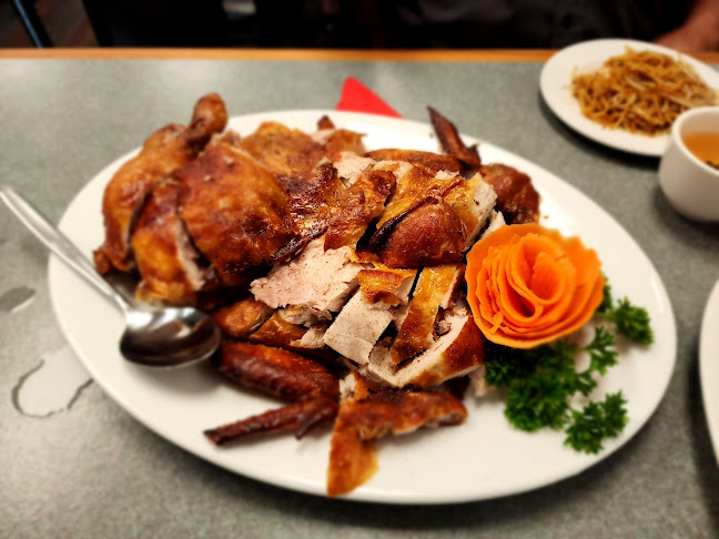 Delight Plus Chinese Restaurant - Hospitality and gastronomy