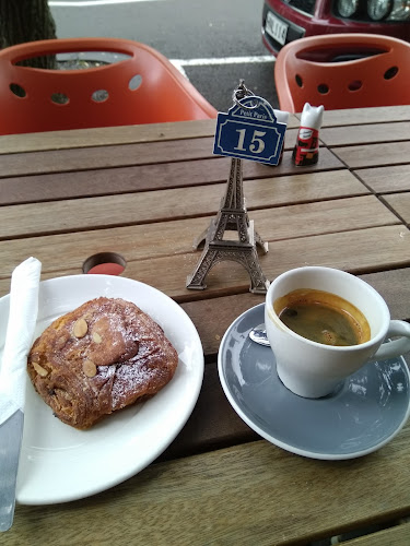 Reviews of Petit Paris in New Plymouth - Hospitality and gastronomy