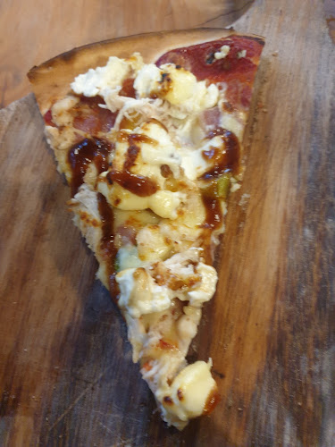 Groper Garage Bar & Restaurant - Kaikōura