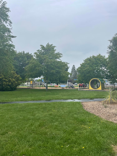 Comments and reviews of Salmon Tales Cafe