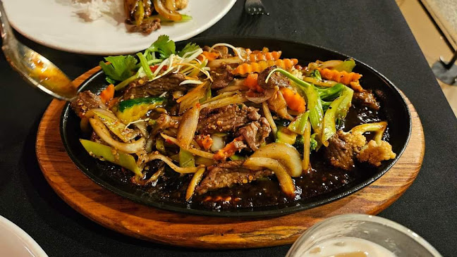 Pla Thong Thai Restaurant & Takeaways Phone number