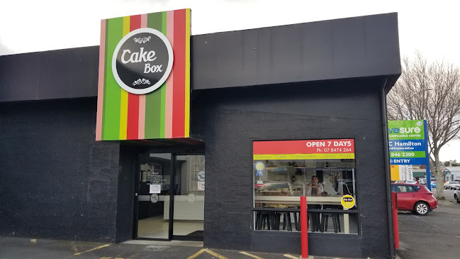 Comentarii opinii despre Cake Box