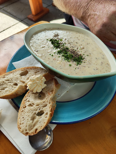 The Mussel Pot Restaurant