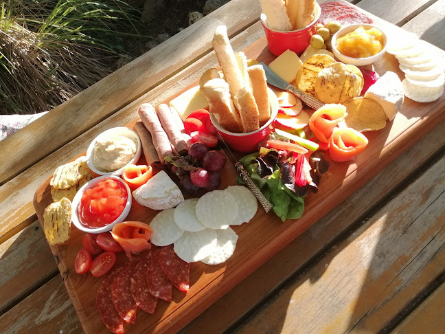 Reviews of The Chook And Filly - Country Pub in Maraekakaho - Hospitality and gastronomy