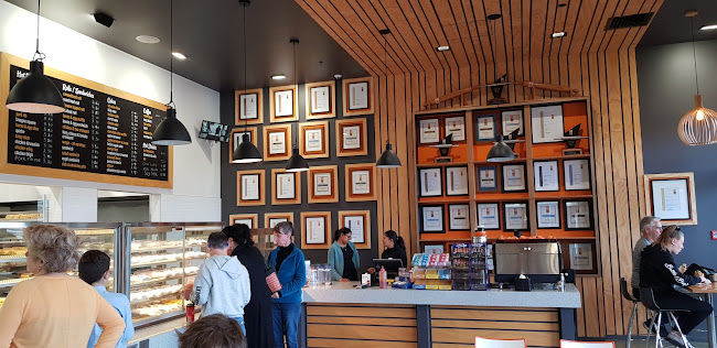 Patrick’s Pies Goldstar Bakery Tauranga - Hospitality and gastronomy